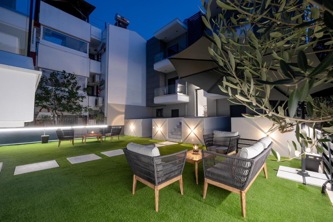 Blue Wave Luxury Suites Nea Iraklitsa Exterior foto